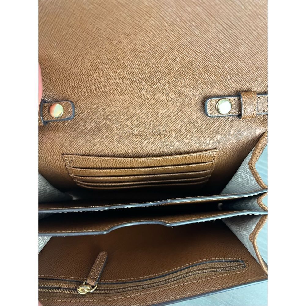 Michael Kors Jet Set Saffiano Leather Tan Crossbody - Picture 4 of 11